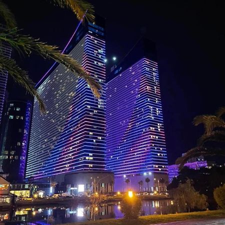 Downtown Centre In Batumi Aparthotel Orbi City In Batumi Exterior foto