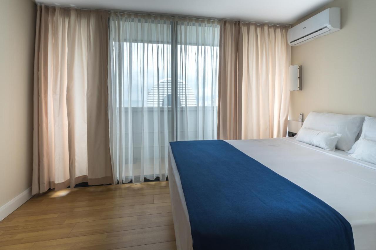 Downtown Centre In Batumi Aparthotel Orbi City In Batumi Exterior foto