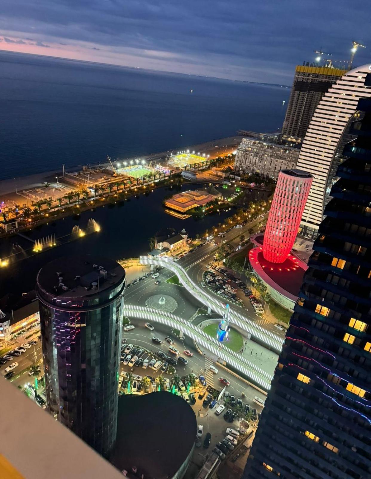 Downtown Centre In Batumi Aparthotel Orbi City In Batumi Exterior foto