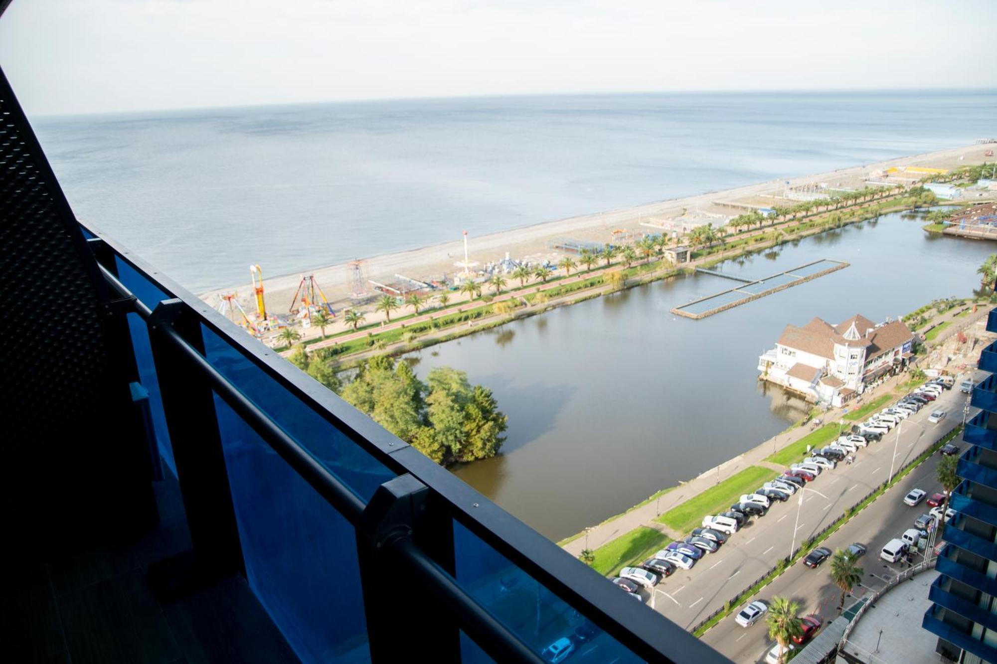 Downtown Centre In Batumi Aparthotel Orbi City In Batumi Exterior foto