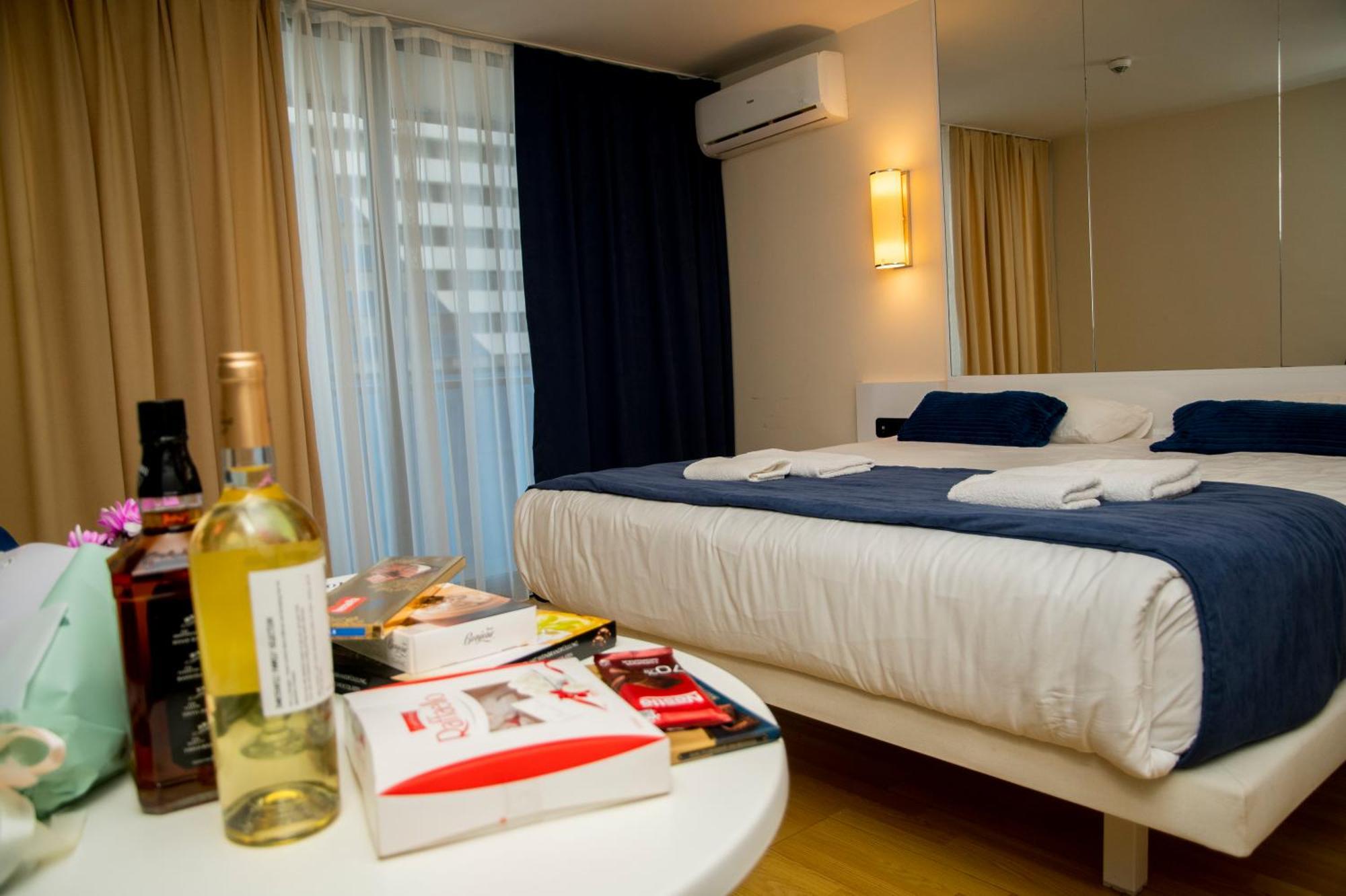 Downtown Centre In Batumi Aparthotel Orbi City In Batumi Exterior foto